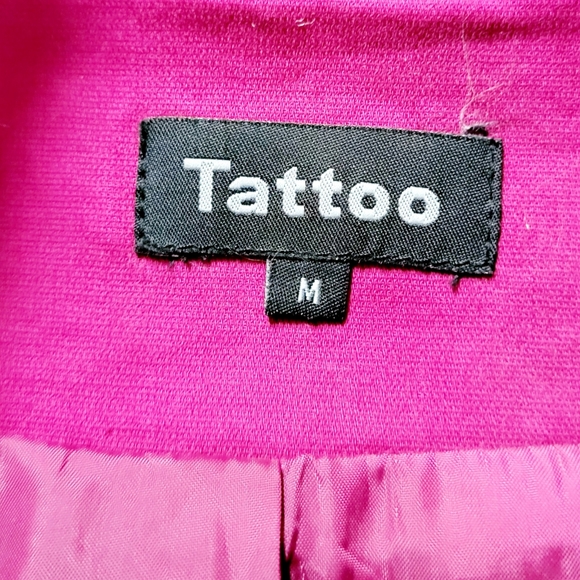 Ladies Pink Blazer - Picture 2 of 3